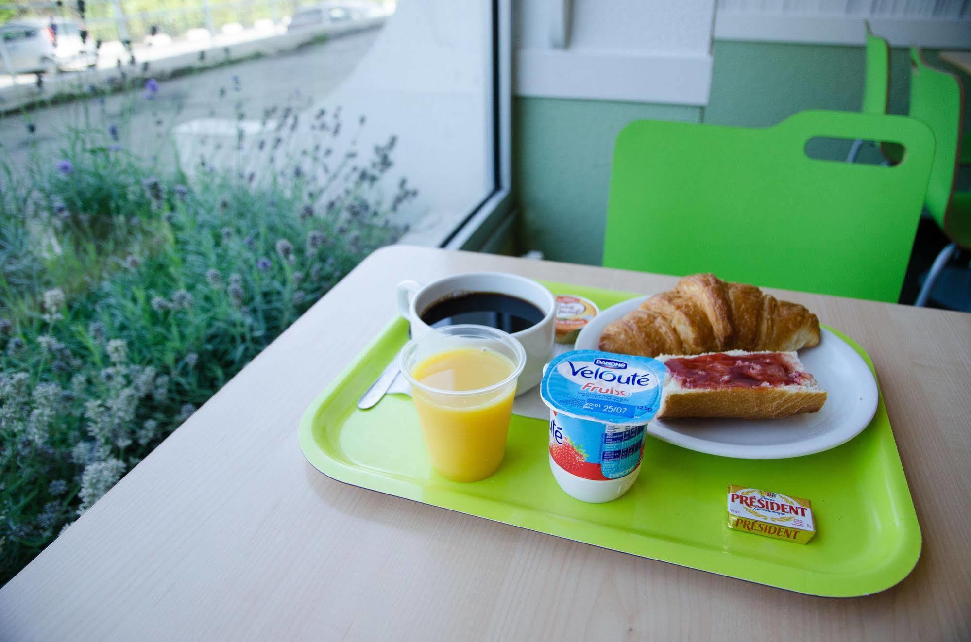 Ibis Budget Aeroport Le Bourget Garonor Le Blanc-Mesnil Kültér fotó