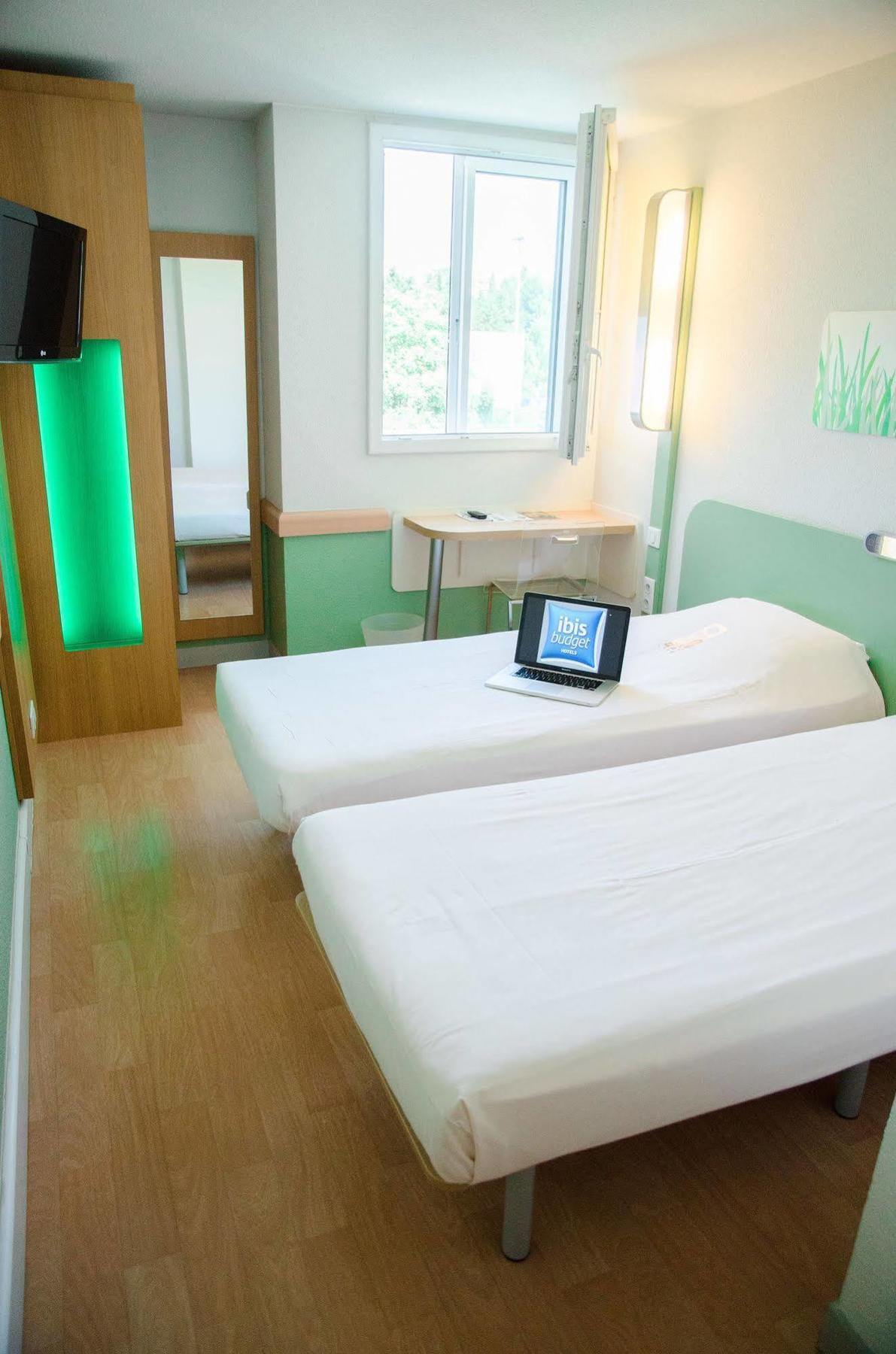 Ibis Budget Aeroport Le Bourget Garonor Le Blanc-Mesnil Kültér fotó